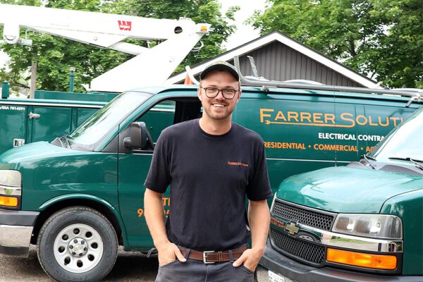 Jonathan Farrer | Electrician Niagara